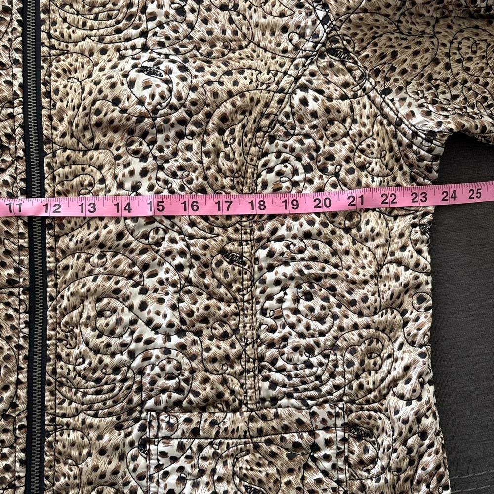 Reversible  quilted women’s Chic Leopard Print  other side dark gray Jacket. XL - Picture 4 of 6